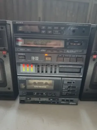 Sony FH-33 Radio Cassette Boombox