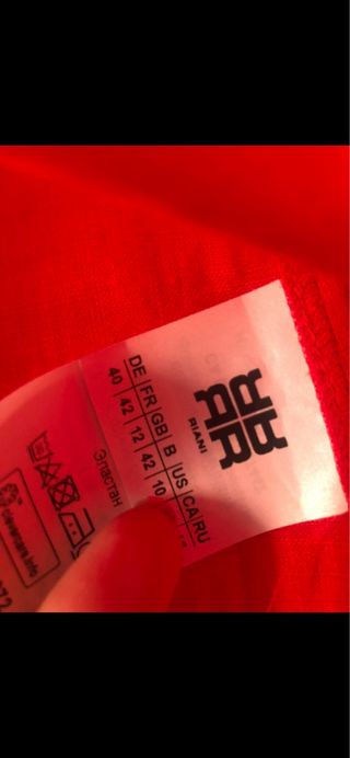 Chaqueta larga de lino roja