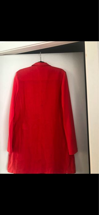 Chaqueta larga de lino roja