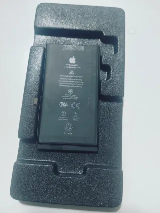 Batteria originale per iPhone 12 e 12 Pro