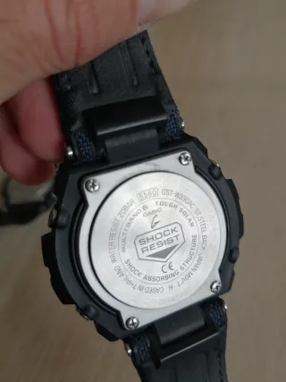 2 G-Shock Solares: GST-W330AC-2AER y GST-W100G