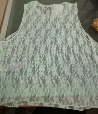 Top crop encaje verde agua Talla L