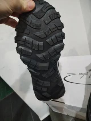 Scarpe uomo trekking N.42