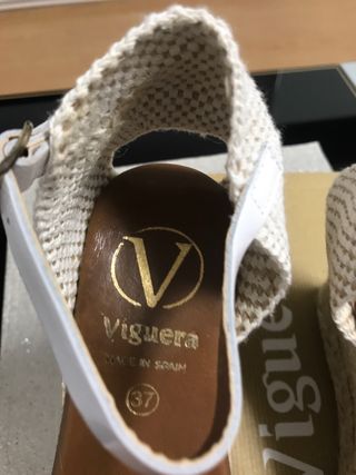 Sandalias cuña Viguera piel y esparto T.37