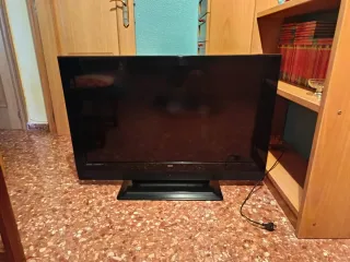 Televisor OKI 40 Negro - Como Nuevo