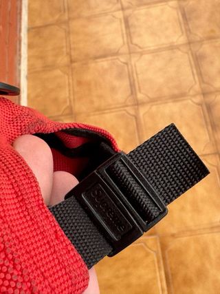 Gorra Supreme Vintage Roja