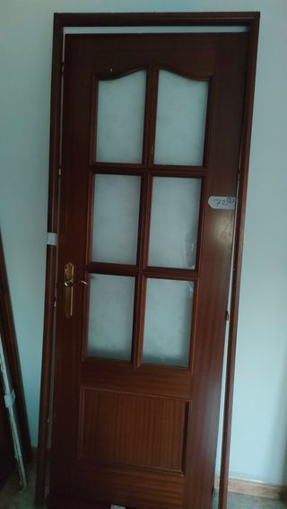 Puertas de madera maciza