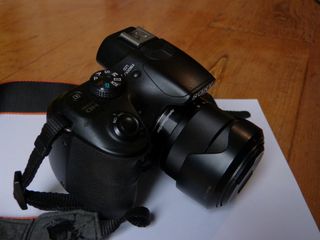Cámara Reflex Sony Alpha 3000 + Objetivo 18-55
