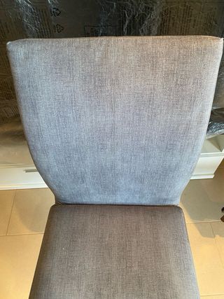 Sillas de comedor tapizadas grises