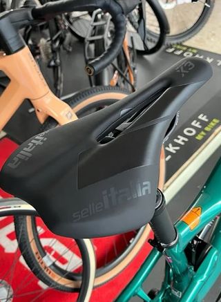 Focus JAM 6.8 | RockShox 160 | SRAM Eagle | 1590€