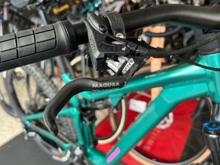 Focus JAM 6.8 | RockShox 160 | SRAM Eagle | 1590€