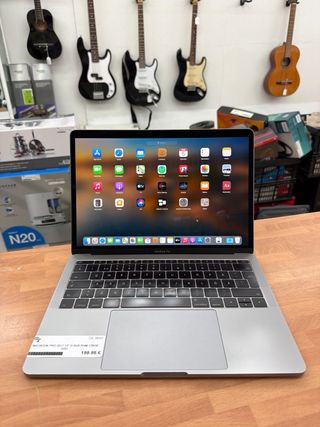 MacBook Pro 2017 13” i5 8GB RAM 128GB SSD