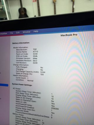 MacBook Pro 2017 13” i5 8GB RAM 128GB SSD