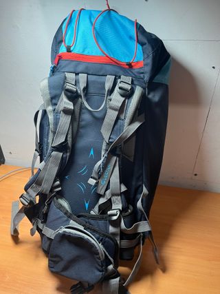 2 unds. Mochila Trekking Quechua Forclaz 40L