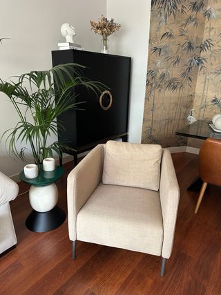 Sillón Beige Tapizado