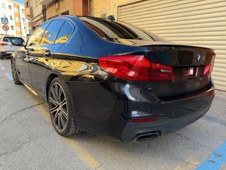 BMW M550