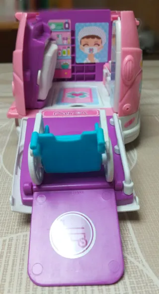 Ambulancia Pinypon con accesorios