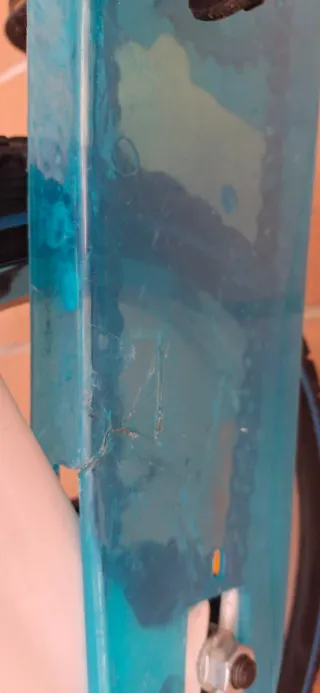 Bicicleta infantil blanca y azul