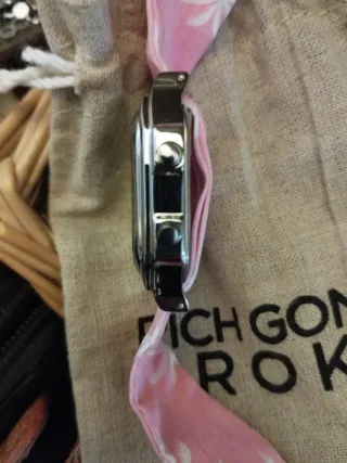 Reloj Digital Mujer Rich Gone Broke Plata