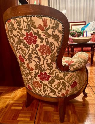 Butaca Luis XV madera maciza tapizada