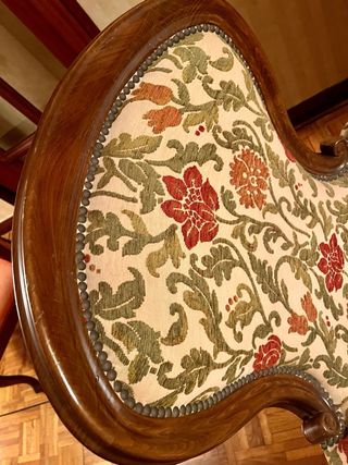 Butaca Luis XV madera maciza tapizada