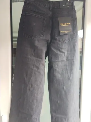 Pantalones vaqueros negros /grises con pedrería