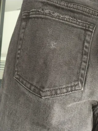 Pantalones vaqueros negros /grises con pedrería