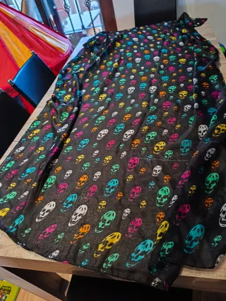 Set di 8 sciarpe di diverse dimensioni e design