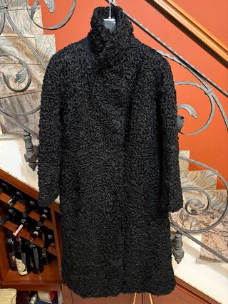 Cappotto donna Astrakan in lana di agnello vintage