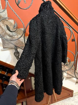 Cappotto donna Astrakan in lana di agnello vintage