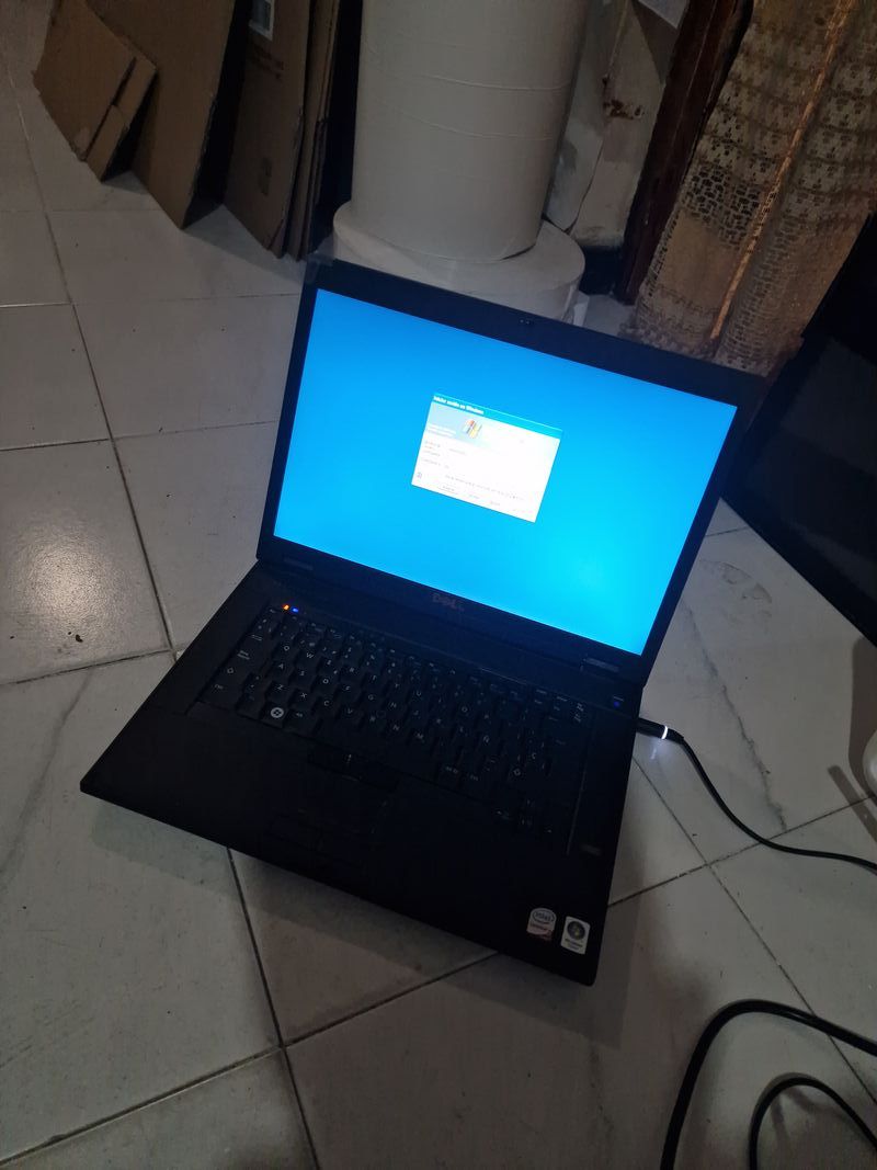 Portátil Dell Latitude E5500 Negro