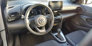 Toyota Yaris Cross 2023 ETIQUETA ECO