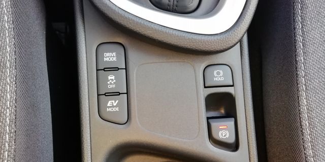 Toyota Yaris Cross 2023 ETIQUETA ECO