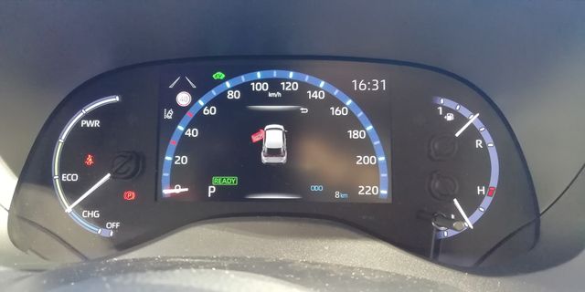 Toyota Yaris Cross 2023 ETIQUETA ECO