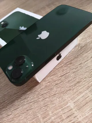 iPhone 13 verde