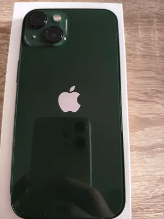 iPhone 13 verde