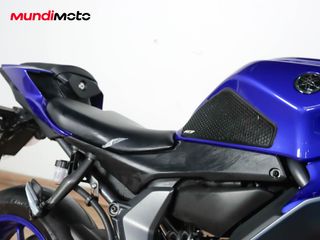 YAMAHA YZF R7
