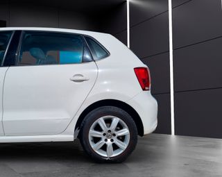 VOLKSWAGEN Polo 1.4 DSG Advance