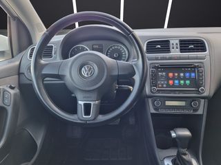 VOLKSWAGEN Polo 1.4 DSG Advance