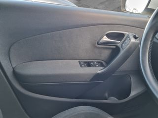 VOLKSWAGEN Polo 1.4 DSG Advance