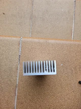 Disipador de calor para integrados