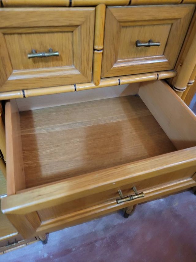 MUEBLE ESTILO BAMBÚ