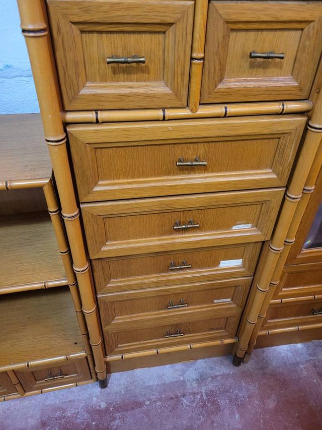 MUEBLE ESTILO BAMBÚ