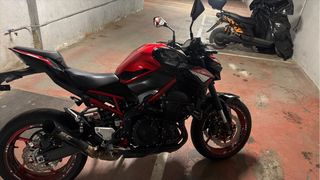 Kawasaki Z900 A2 2024 Deslimitada