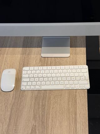 Imac 24” M1 256gb 8gb Ram poco uso Como nuevo