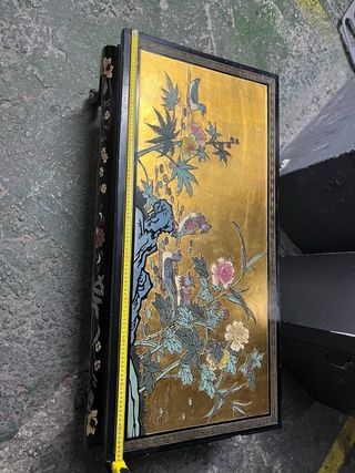 Mesa japonesa antigua decorada