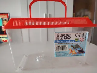 Terrario Pecera Plástico con Tapa Mister zoo