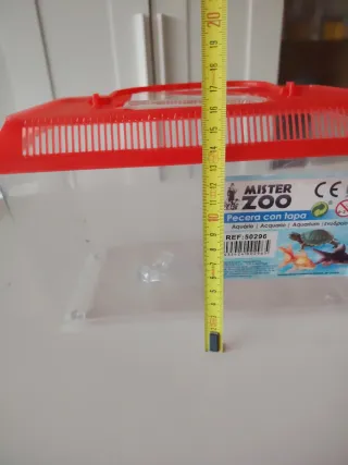 Terrario Pecera Plástico con Tapa Mister zoo