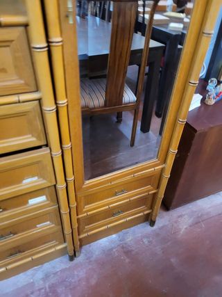 ARMARIO ESTILO BAMBÚ