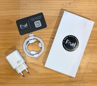 iPhone 16 Pro Max 256GB Dorado - Batería 100%